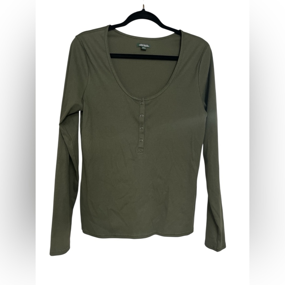 Wild Fable Green Fitted Buttoned Blouse